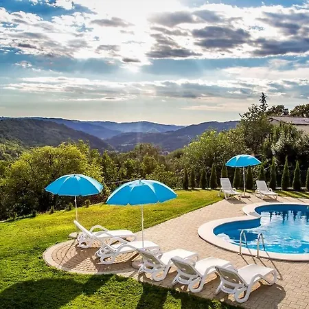 Villa Viera *