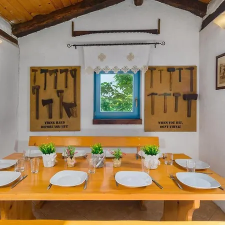 Viera Βίλα Buzet